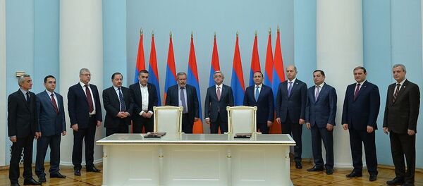 Партии РПА и АРФД посе подписания соглашения Партии РПА и АРФД посе подписания соглашения - Sputnik Армения