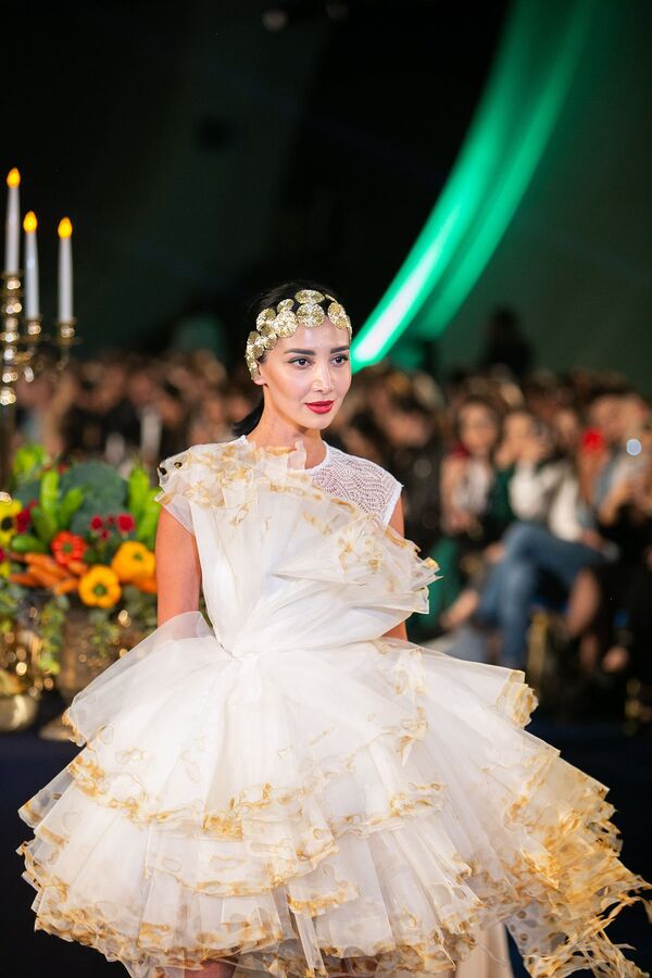 Հայկական խոհանոցը պոդիում է «բարձրացել». Երևանում ներկայացվել է Gastro-couture նախագիծը - Sputnik Արմենիա