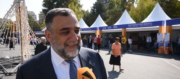 Երևանի հյուրերն ու հայտնի հայերը պատմել են ` ինչ նշանակություն ունի Երևանն իրենց համար Երևանի հյուրերն ու հայտնի հայերը պատմել են ` ինչ նշանակություն ունի Երևանն իրենց համար - Sputnik Արմենիա