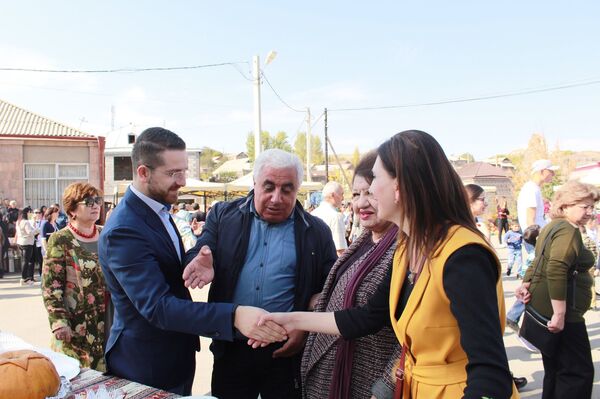 Ղափամայի փառատոն` Առափիում. Շիրակի մարզում նոր ավանդույթի հիմք դրվեց Ղափամայի փառատոն` Առափիում. Շիրակի մարզում նոր ավանդույթի հիմք դրվեց - Sputnik Արմենիա