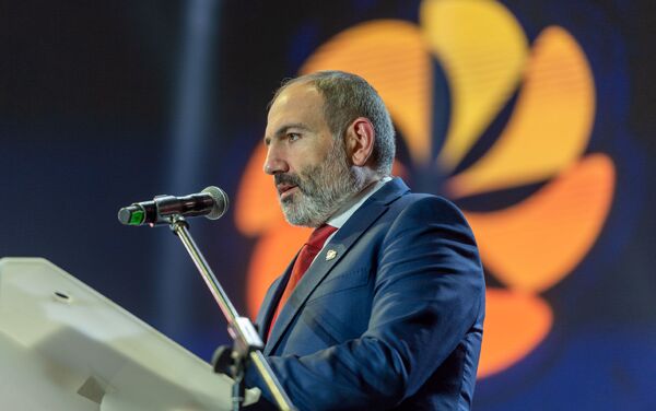 Никол Пашинян на на церемонии награждения премии «Аврора»–2019 - Sputnik Армения