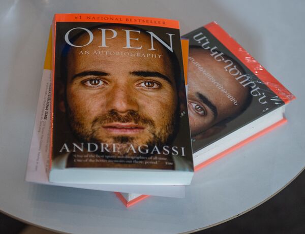 Я всегда ненавидел теннис: откровения Андре Агасси вышли в свет на армянском языке - Sputnik Армения