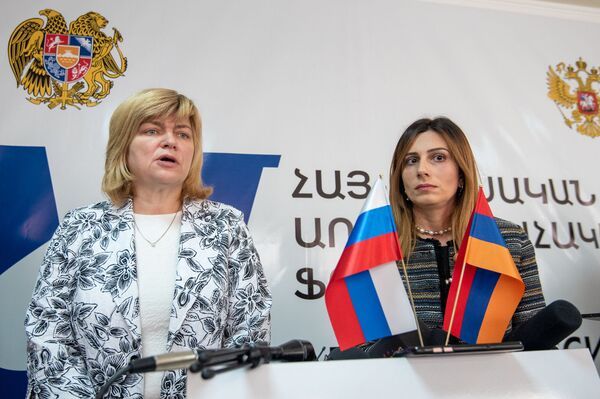 В Армении проходит пятый армяно-российского форум по здравоохранению В Армении проходит пятый армяно-российского форум по здравоохранению - Sputnik Армения