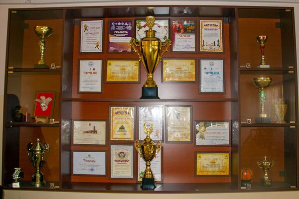 У Армении великое будущее: в Ереванской школе N181 открыли центр русского языка - Sputnik Армения