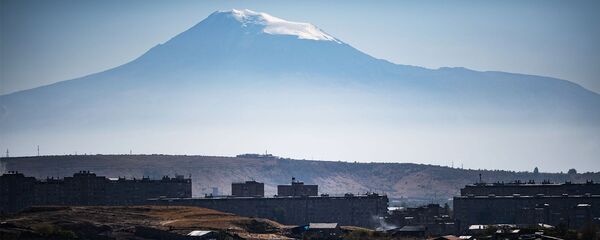 Вид на гору Арарат и город Ереван. Вид на гору Арарат и город Ереван. - Sputnik Արմենիա
