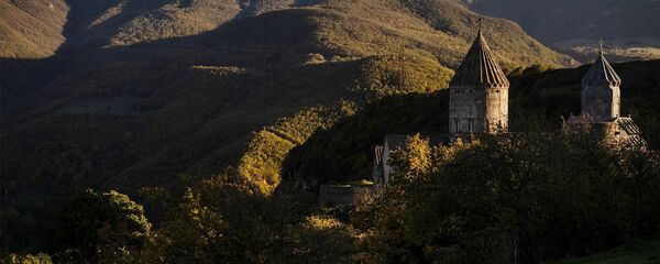 Монастырь Татев в Сюникской области Армении. - Sputnik Армения