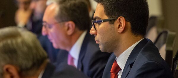 Министр юстиции Рустам Бадасян на заседании правительства Армении (24 октября 2019). Еревaн - Sputnik Армения