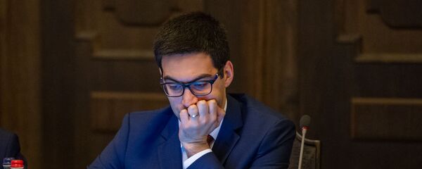 Министр юстиции Рустам Бадасян на заседании правительства Армении (24 октября 2019). Еревaн - Sputnik Армения