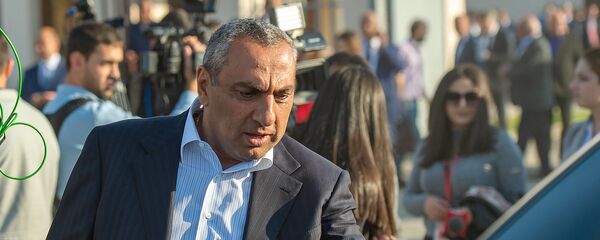 Бизнесмен, владелец супермаркетов Ереван Сити, экс-депутат Самвел Алексанян на открытии отремонтированной высоковольтной подстанции Ахтанак (24 октября 2019). Еревaн - Sputnik Արմենիա