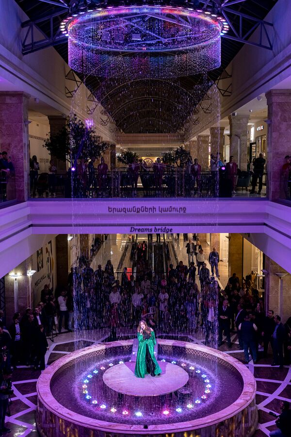 Կայացավ «Մեգամոլ Արմենիայի» շնորհանդեսը. ի՞նչ է այցելուին առաջարկում ՀՀ–ի ամենամեծ մոլը  - Sputnik Արմենիա