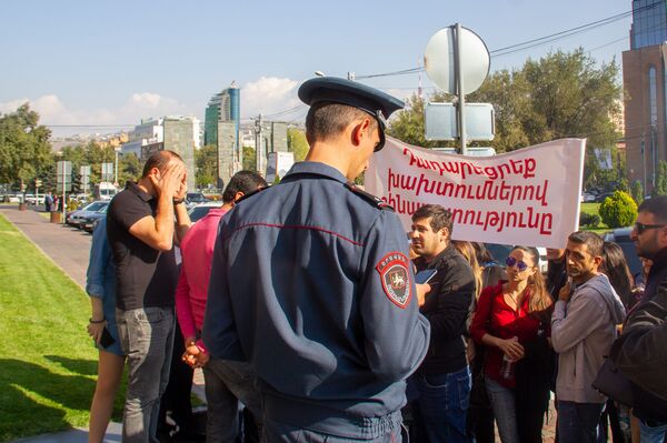 «Բարձրացող» Երևան. 16-հարկանին բարկացրել է բնակիչներին, քաղաքապետարանը խախտում չի գտել - Sputnik Արմենիա