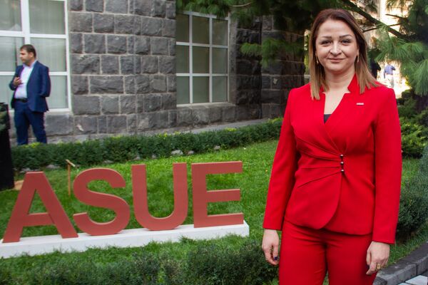 Ավելի քան 300 աշխատատեղ` ուսանողների համար. կայացավ աշխատանքի տոնավաճառը - Sputnik Արմենիա