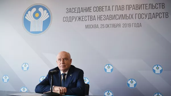 Председатель Исполнительного комитета - исполнительного секретаря СНГ Сергей Лебедев на пресс-конференции после заседания (25 октября 2019). Москвa - Sputnik Армения