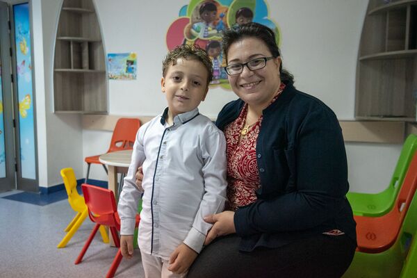 Դու մենակ չես. 7-ամյա Էրիկը գտել է երկրորդ «ես»-ն ու Նարեկի օգնությամբ հաղթահարել քաղցկեղը - Sputnik Արմենիա