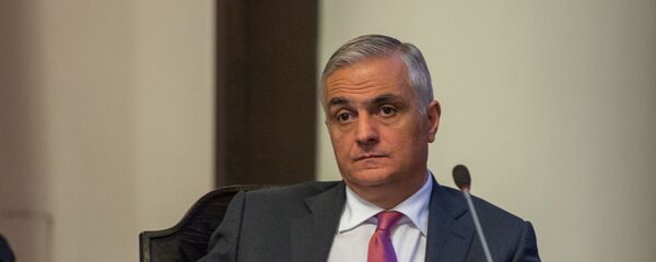 Вице-премьер Мгер Григорян на заседании правительства Армении (24 октября 2019). Еревaн - Sputnik Արմենիա