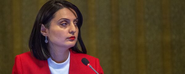 Министр труда и социальных вопросов Заруи Батоян на заседании правительства Армении (24 октября 2019). Еревaн - Sputnik Армения