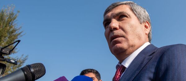 Арам Саркисян на военном пантеоне «Ераблур» - Sputnik Արմենիա