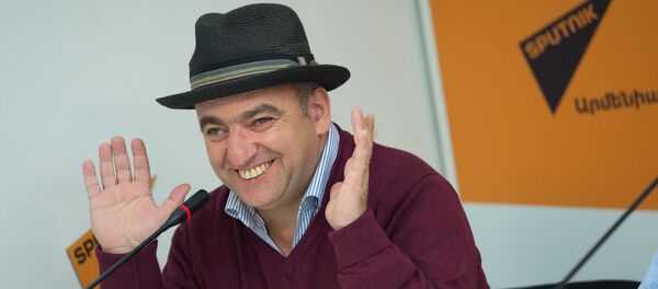 Джазмен Ваагн Айрапетян (30 октября 2019). Еревaн Джазмен Ваагн Айрапетян (30 октября 2019). Еревaн - Sputnik Արմենիա