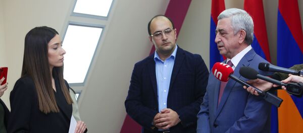 Серж Саргсян в политической школе им. Андраника Маркаряна Серж Саргсян в политической школе им. Андраника Маркаряна - Sputnik Արմենիա