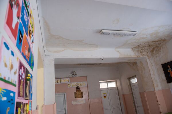 «Բարեգործություն»` փակ դռների հետևում. Նունե Եսայանից հետ վերցրած տարածքը դեռ չի բացվել «Բարեգործություն»` փակ դռների հետևում. Նունե Եսայանից հետ վերցրած տարածքը դեռ չի բացվել - Sputnik Արմենիա