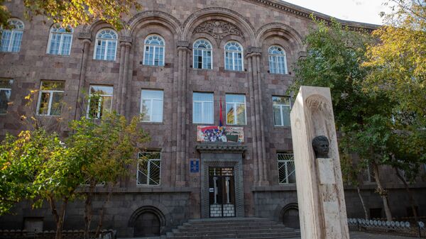 Ереванская основная школа 53 имени Агаси Ханджяна - Sputnik Армения