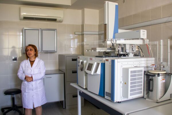 Тайна малахита, или Армянская рыба оказалась чистой в Ереване, да непригодной для России - Sputnik Армения