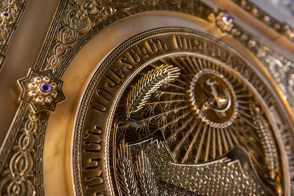 Восемь веков Католикосата: Святой Эчмиадзин - отреставрированный и расширенный - Sputnik Армения