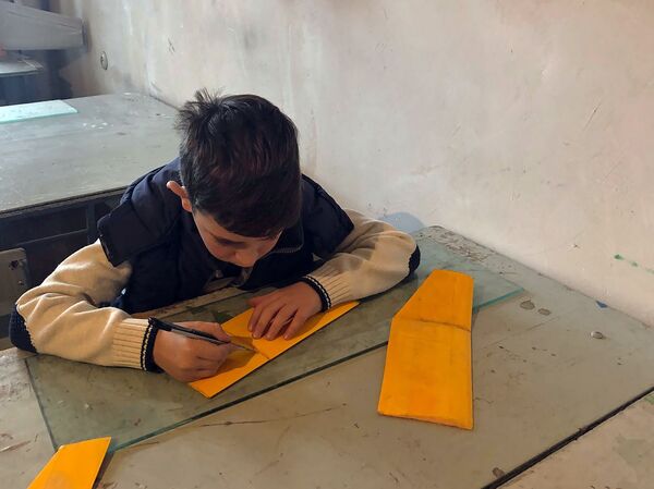 Ավիամոդելավորում և հրթիռաշինություն. Գյումրիում նաև աղջիկներն են թռչող սարքեր ստեղծում Ավիամոդելավորում և հրթիռաշինություն. Գյումրիում նաև աղջիկներն են թռչող սարքեր ստեղծում - Sputnik Արմենիա