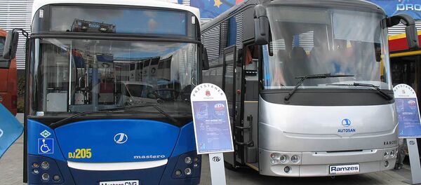 Автобусы Jelcz Maestro CNG и Autosan Ramzes на выставке Трансэкспо-2007 (19 сентября 2007). Кельц Автобусы Jelcz Maestro CNG и Autosan Ramzes на выставке Трансэкспо-2007 (19 сентября 2007). Кельц - Sputnik Армения