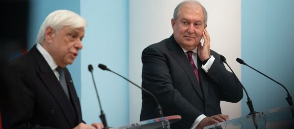 Совместная пресс-конференция президентов Армении и Греции Армена Саркисяна и Прокописа Павлопулоса (5 ноября 2019). Еревaн - Sputnik Արմենիա