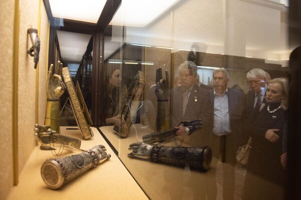 «Նկարը կչորանա, ցերեկ կլինի». ինչպես ռուս պատգամավորներին դիմավորեցին Հայաստանում «Նկարը կչորանա, ցերեկ կլինի». ինչպես ռուս պատգամավորներին դիմավորեցին Հայաստանում - Sputnik Արմենիա