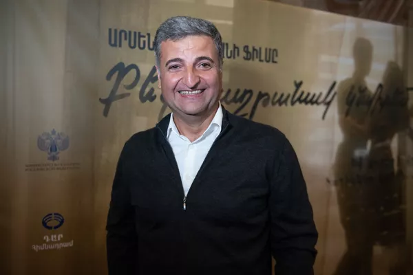 Башаров, Агаджанян и Зайц: премьера фильма Я подарю тебе победу прошла в Ереване на ура Башаров, Агаджанян и Зайц: премьера фильма Я подарю тебе победу прошла в Ереване на ура - Sputnik Армения