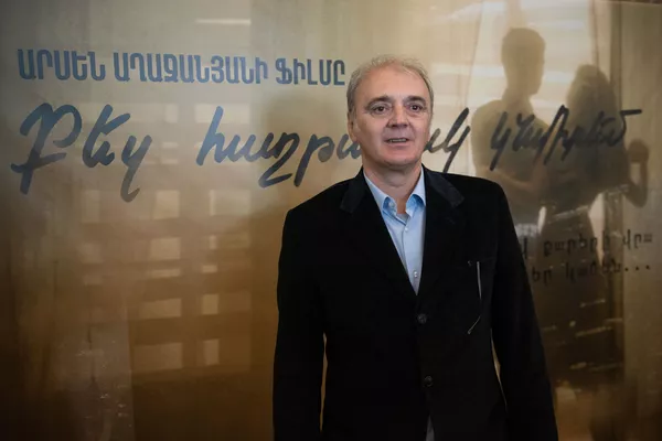 Башаров, Агаджанян и Зайц: премьера фильма Я подарю тебе победу прошла в Ереване на ура Башаров, Агаджанян и Зайц: премьера фильма Я подарю тебе победу прошла в Ереване на ура - Sputnik Армения