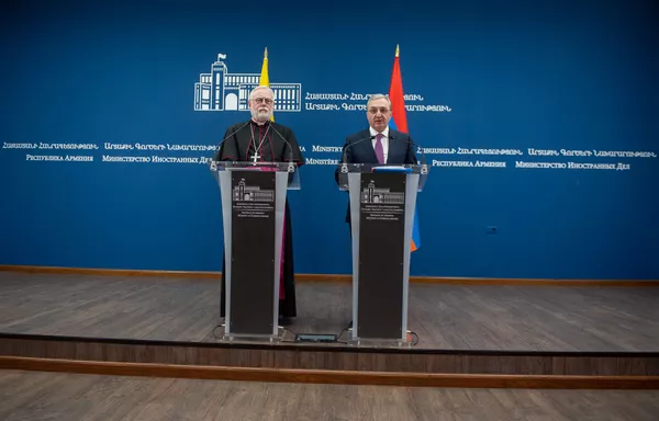 Армения признательна Ватикану за принципиальную позицию в деле признания Геноцида армян Армения признательна Ватикану за принципиальную позицию в деле признания Геноцида армян - Sputnik Армения