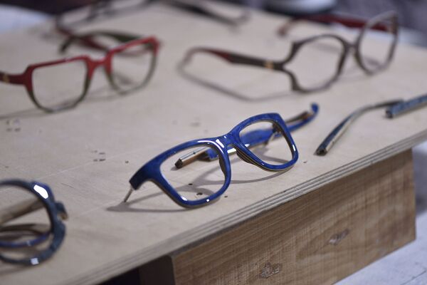 Պատրաստված է Հայաստանում. գյումրեցի եղբայրները պատրաստվում են փայտե ակնոցով գրավել աշխարհը - Sputnik Արմենիա