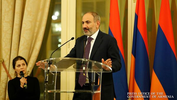Премьер-министр Армении Никол Пашинян встретился с армянской диаспорой Франции (12 ноября 2019). Париж - Sputnik Արմենիա