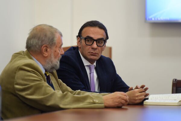 Научно-учебные споры: армянские студенты показали свое знание ситуации на Ближнем Востоке - Sputnik Армения