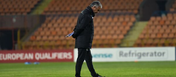 Предматчевая тренировка сборной Армении по футболу (14 ноября 2019). Еревaн Предматчевая тренировка сборной Армении по футболу (14 ноября 2019). Еревaн - Sputnik Армения