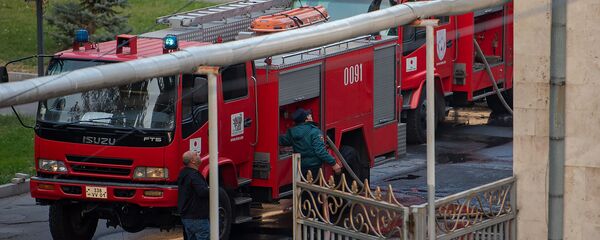 Пожар у здания парламента Армении (9 ноября 2019). Еревaн Пожар у здания парламента Армении (9 ноября 2019). Еревaн - Sputnik Արմենիա