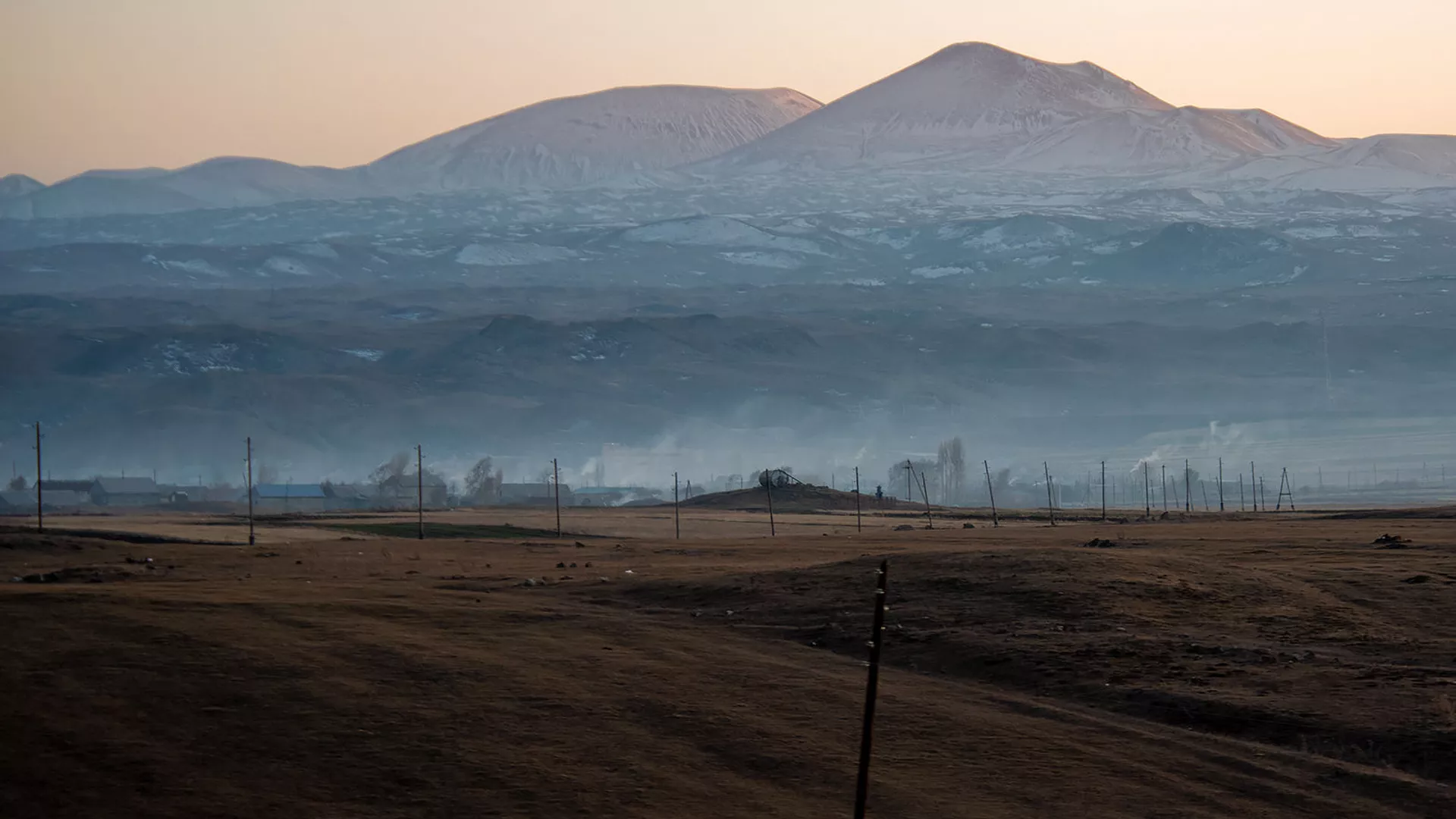 Вид на село Лчашен, Гегаркуник