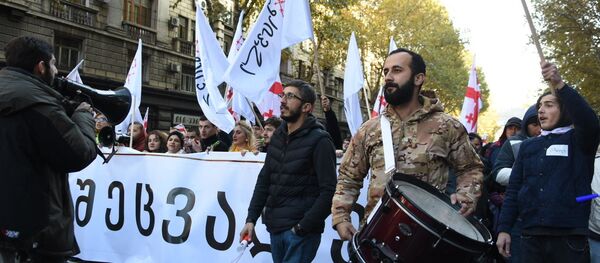Акция протеста в столице Грузии против правящих властей (17 ноября 2019). Тбилиси - Sputnik Армения