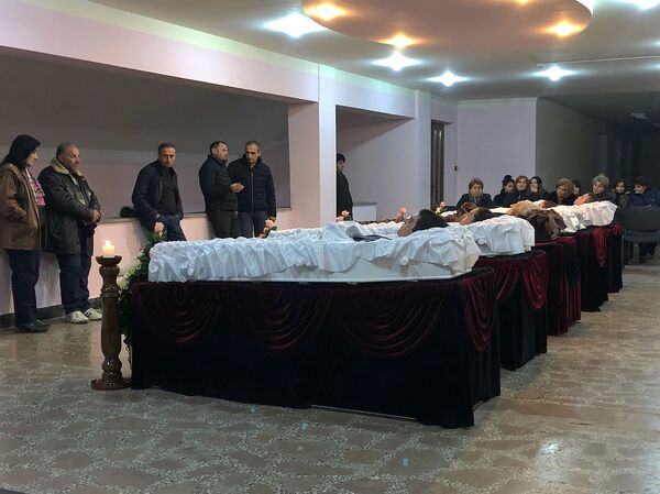 Շմոլ գազից մահացած երեխաների հայրը նրանց 2 տարի առաջ էր տեսել. նա չի կարողանում ուշքի գալ - Sputnik Արմենիա