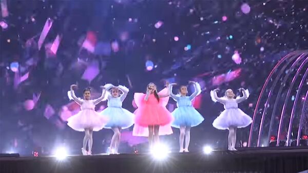 Детское Евровидение-2019: Карина Игнатян провела первую репетицию - видео Детское Евровидение-2019: Карина Игнатян провела первую репетицию - видео - Sputnik Армения