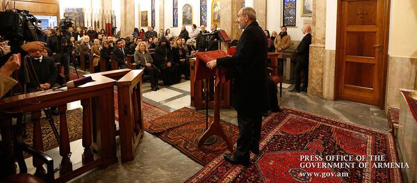 Премьер-министр Никол Пашинян на встрече с армянской диаспорой в Милане (20 ноября 2019). Италия - Sputnik Արմենիա