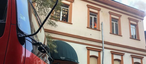 Пожар на перекрестке улиц Абовяна и Пушкина (21 ноября 2019). Еревaн - Sputnik Արմենիա