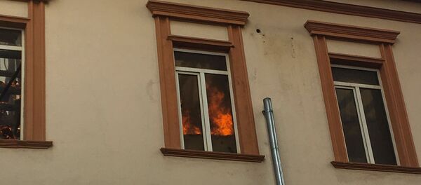 Пожар на перекрестке улиц Абовяна и Пушкина (21 ноября 2019). Еревaн Пожар на перекрестке улиц Абовяна и Пушкина (21 ноября 2019). Еревaн - Sputnik Արմենիա