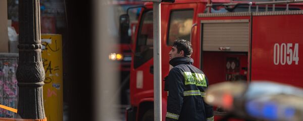 Пожар на перекрестке улиц Абовяна и Пушкина (21 ноября 2019). Еревaн - Sputnik Արմենիա