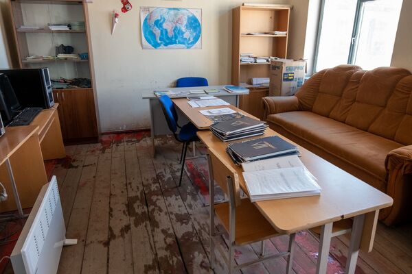 Վարդանը 48 տարվա լուսանկարները հավաքել ու Զովասարի խարխլված դպրոցը թանգարանի է վերածել Վարդանը 48 տարվա լուսանկարները հավաքել ու Զովասարի խարխլված դպրոցը թանգարանի է վերածել - Sputnik Արմենիա