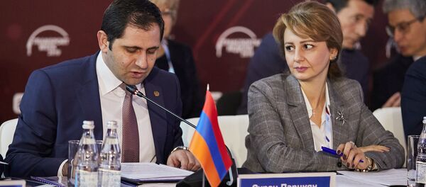 Министр территориального управления и инфраструктур Сурен Папикян на 13-м международном саммите Транспортная неделя 2019 (20 ноября 2019). Москвa - Sputnik Արմենիա