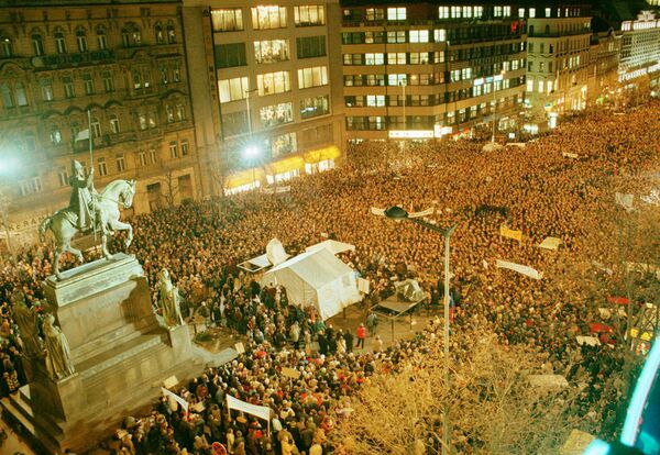 Պատմության դասերը. ինչու էին չեխերը ձու նետում նախագահի վրա - Sputnik Արմենիա